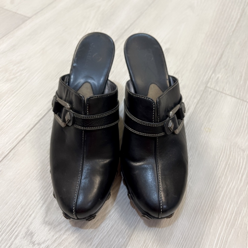 COLE HAAN Studded Embellished Slip On Black Leather Clogs Mules —Size9–